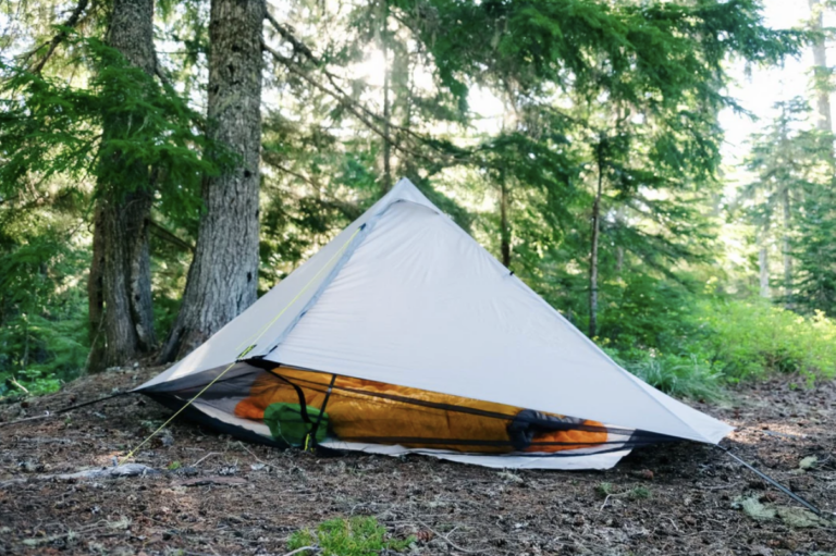 Six Moon Designs Deschutes Plus Beauty Shot